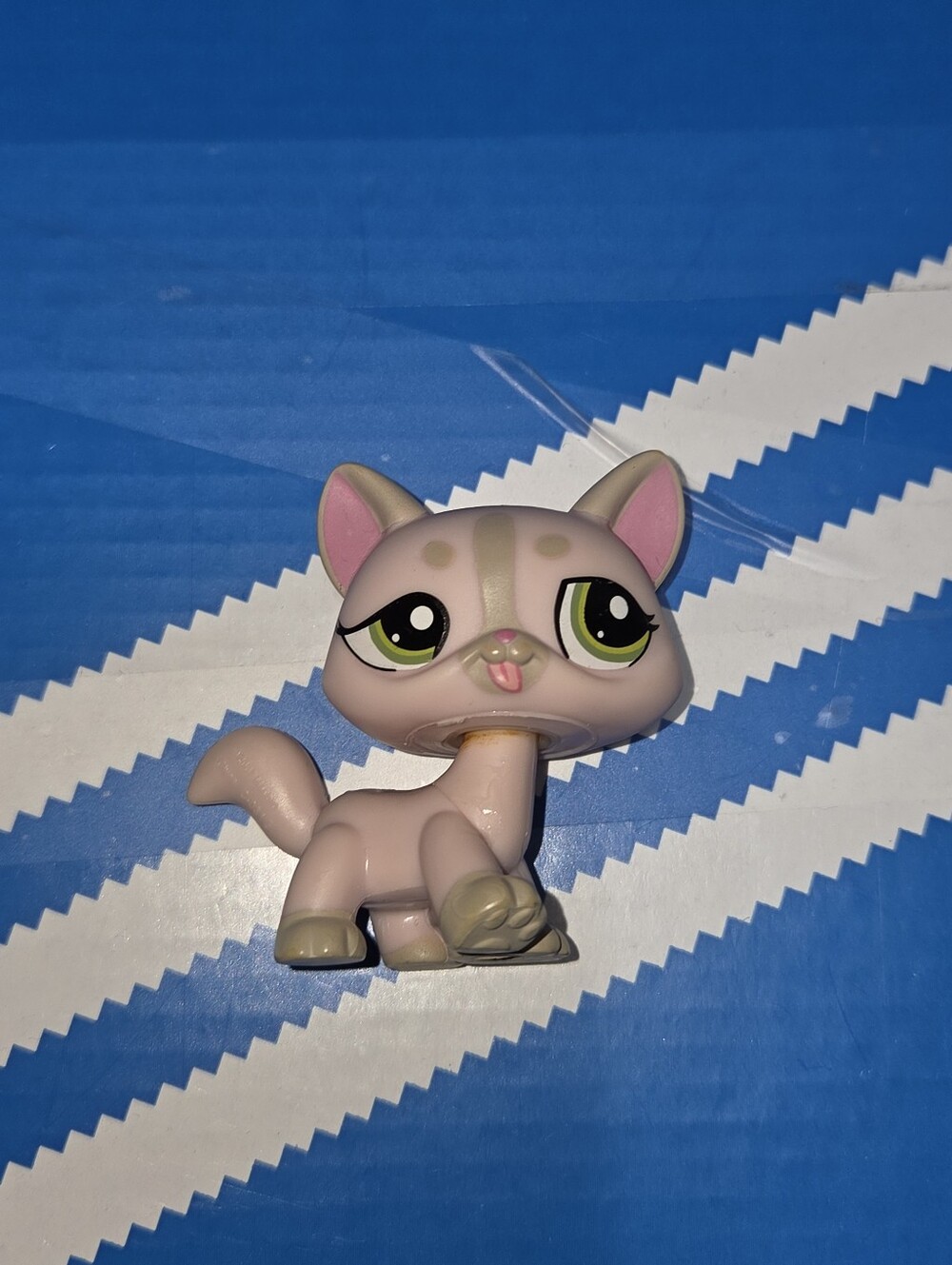 Littlest Pet Shop LPS Pink Walking Cat